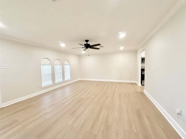 Building Photo - 1429 Northview Dr