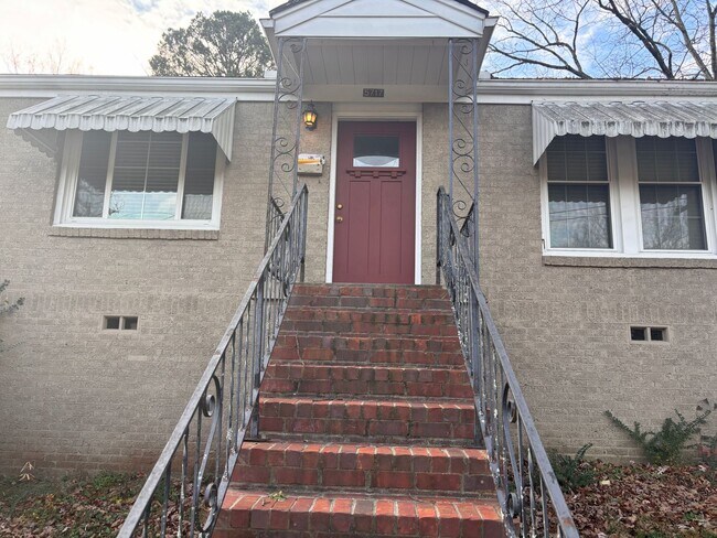 Foto del edificio - Cute 2 bedroom Hillcrest Bungalow