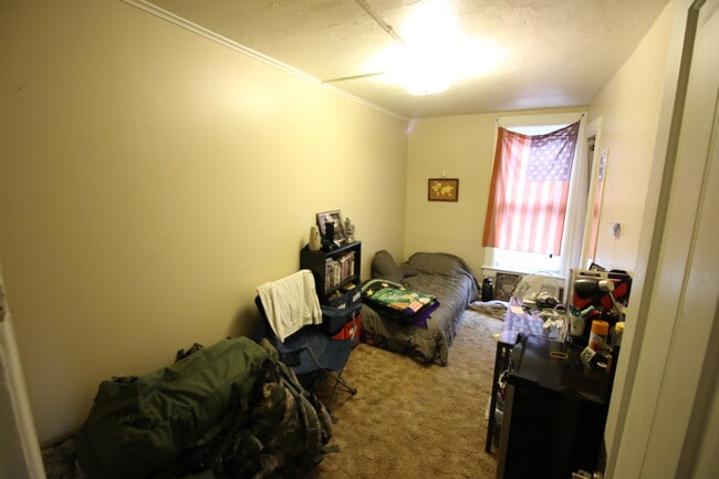 Bedroom 3 (furnished view) - 217 E King St