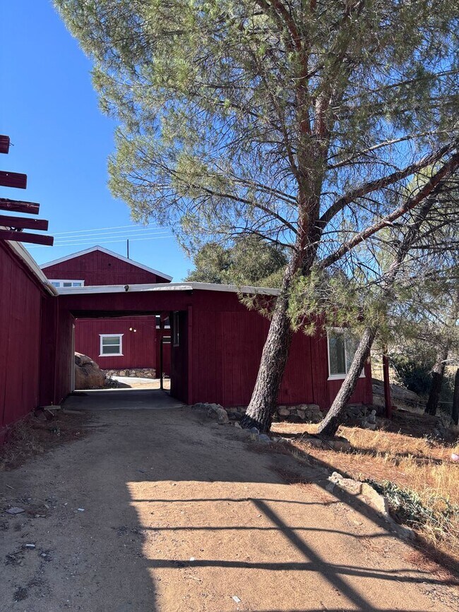 Building Photo - 41341 Old Hwy 80