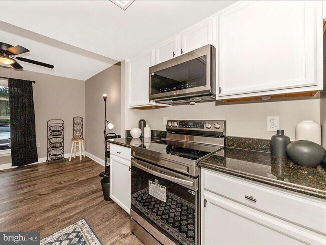 Foto del edificio - 14004 Daleshire Way