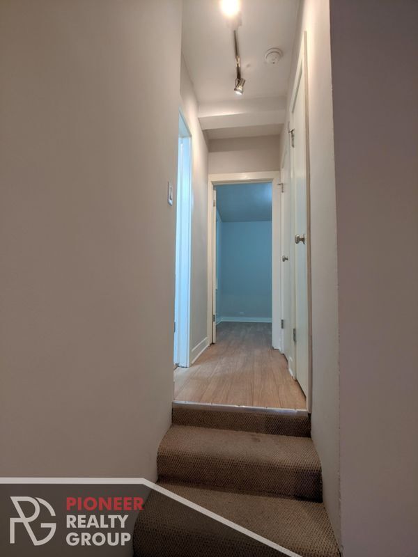Foto del edificio - 511 W Belmont Ave