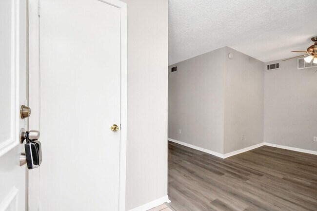 Foto del edificio - 2800 Jeanetta St