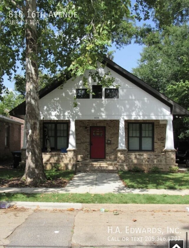 Primary Photo - 818 16th Ave