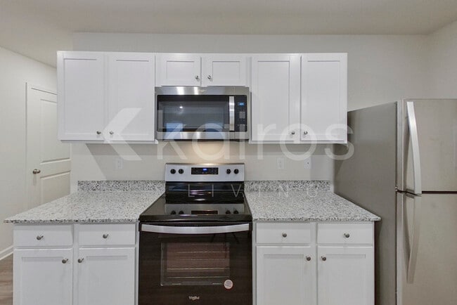 Building Photo - 528 Ivy Brook Way