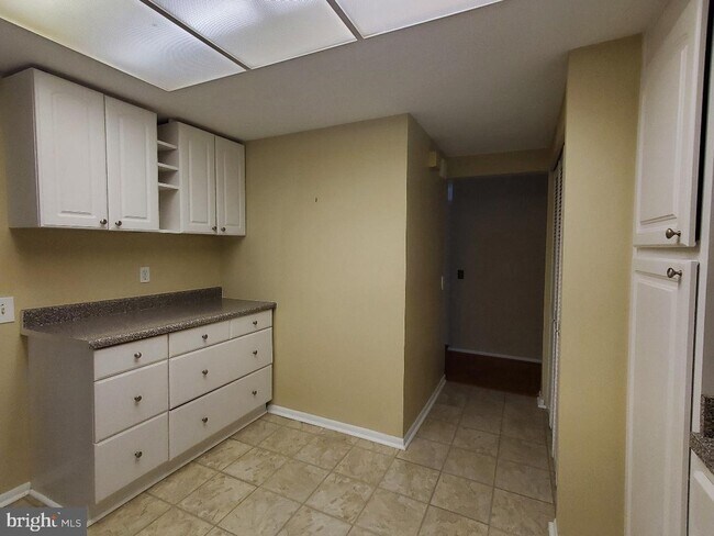 Building Photo - 3511 Forest Edge Dr