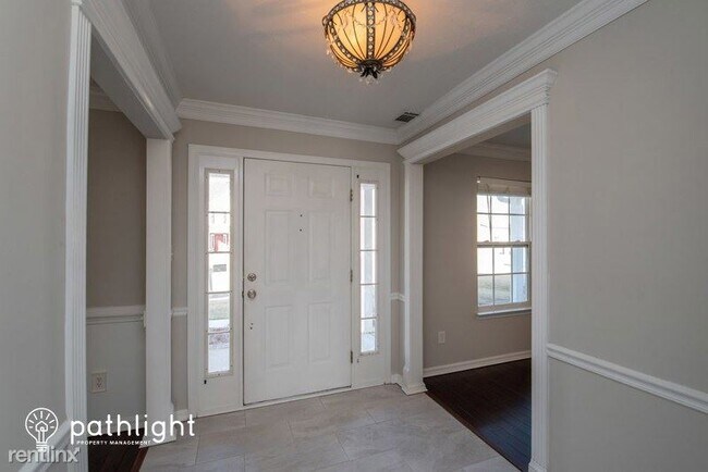 Foto del edificio - 4 br, 3 bath House - 5039 Reynolds Way UNIT