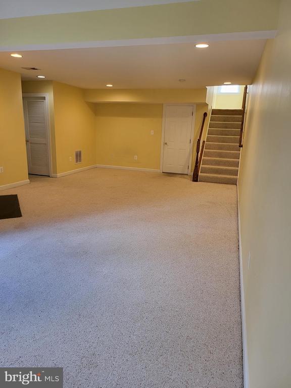 Foto del edificio - 6161 Popes Creek Pl