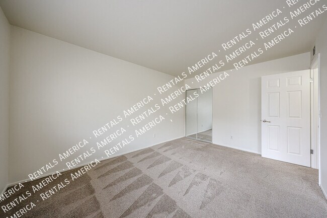 Foto del edificio - 8548 E Belleview St