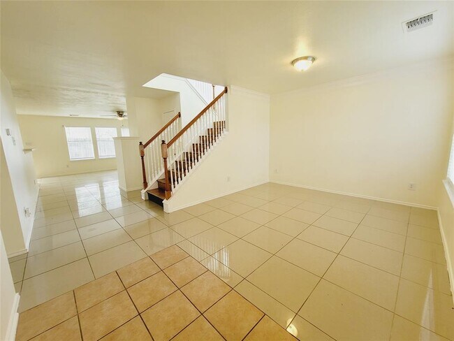 Building Photo - 3807 Brook Garden Ln