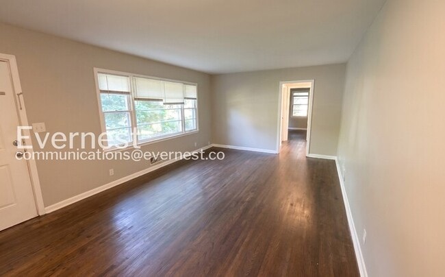 Foto del edificio - 3-Bed/1-Bath Cozy Living/Available Now!