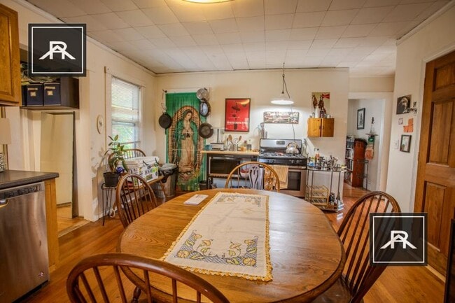 Building Photo - 3 bedroom in Brighton MA 02135