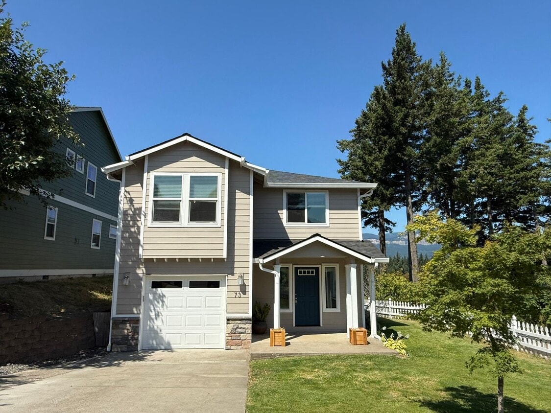 Primary Photo - 3 Bedroom House For Rent In Cascade Locks