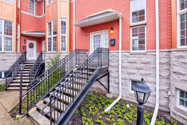 Foto del edificio - 12 Park Ave