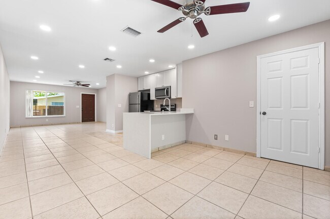 Foto del edificio - 3568 Carlton Rd