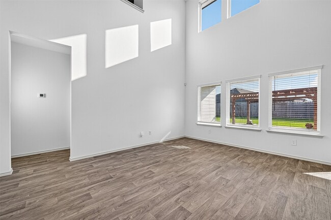 Building Photo - 1722 Bryson Heights Dr