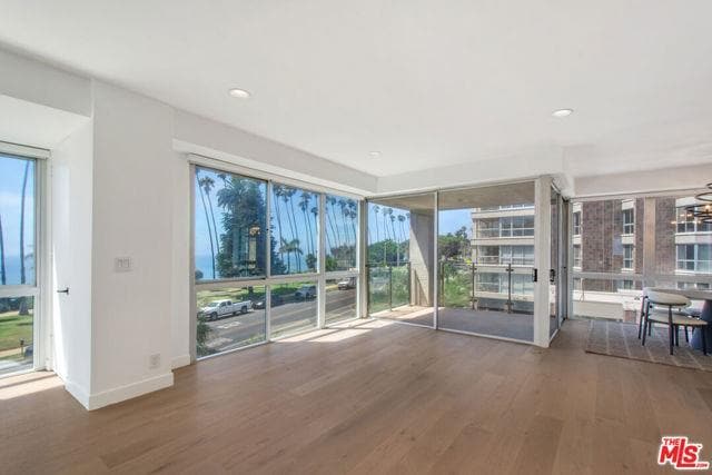 Foto del edificio - 515 Ocean Ave