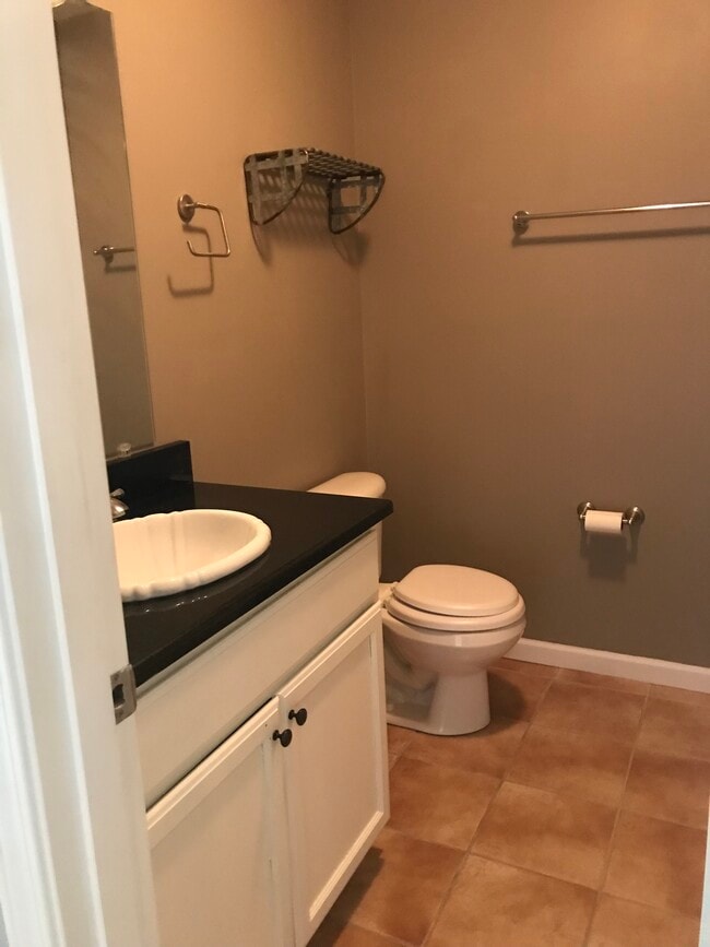 Foto del edificio - 1117 University Ave