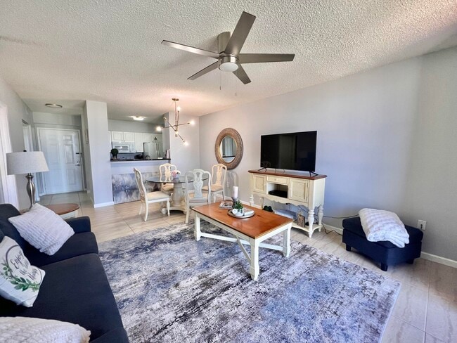 Foto del edificio - 651 Okeechobee Blvd