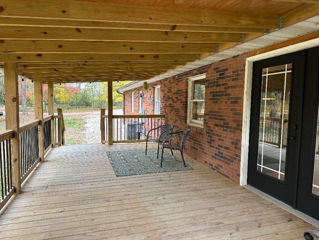 Building Photo - 6610 Lancaster Rd