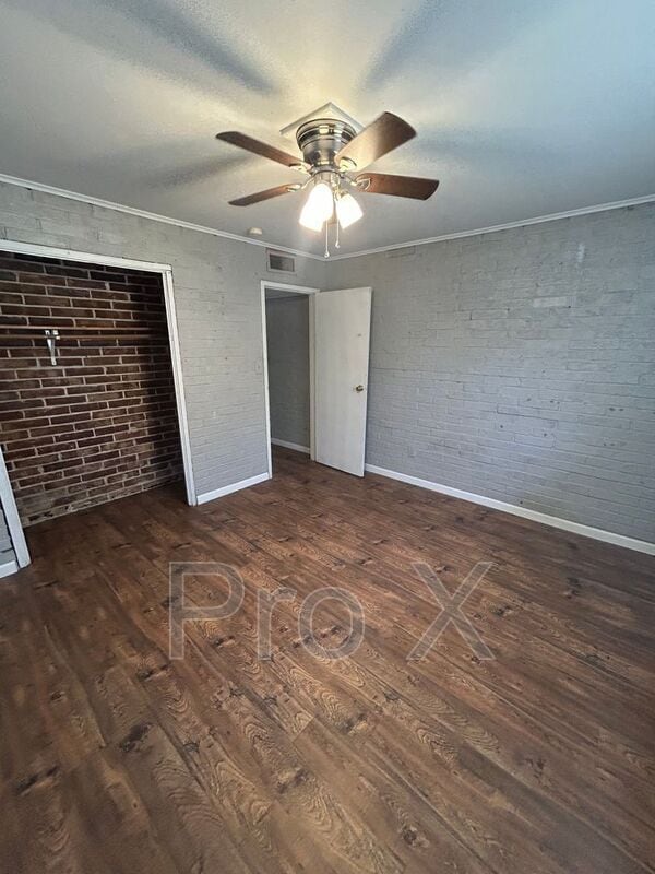 Foto del edificio - 402 Dyer St