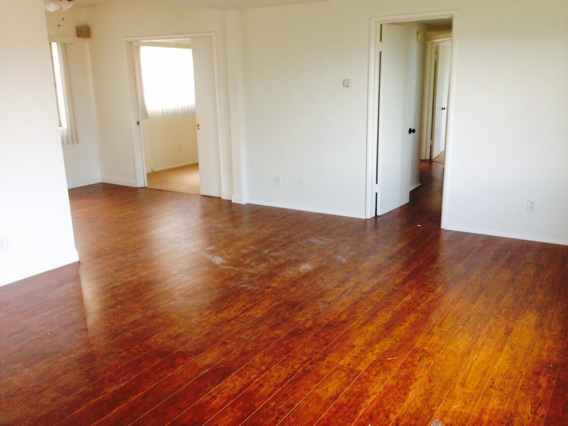 2431 Abbot Kinney Blvd, Venice, CA 90291 Apartments in Venice, CA