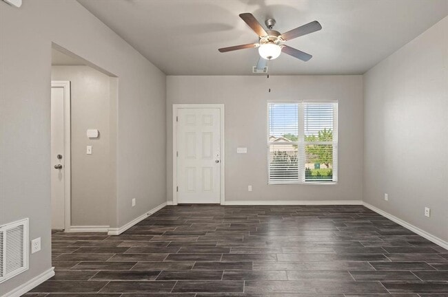 Building Photo - 428 Belmont Cir