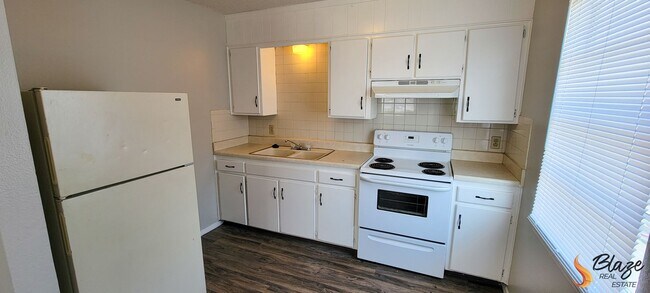 Foto del edificio - 4210 SE 16th Ave