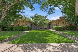 Building Photo - 13422 Blossomheath Ln