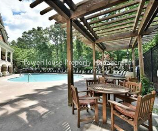 Building Photo - Sandy Springs 1BR, 1BA