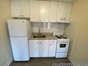 Building Photo - 64 Brighton Ave Building Photo - 64 Brighton Ave