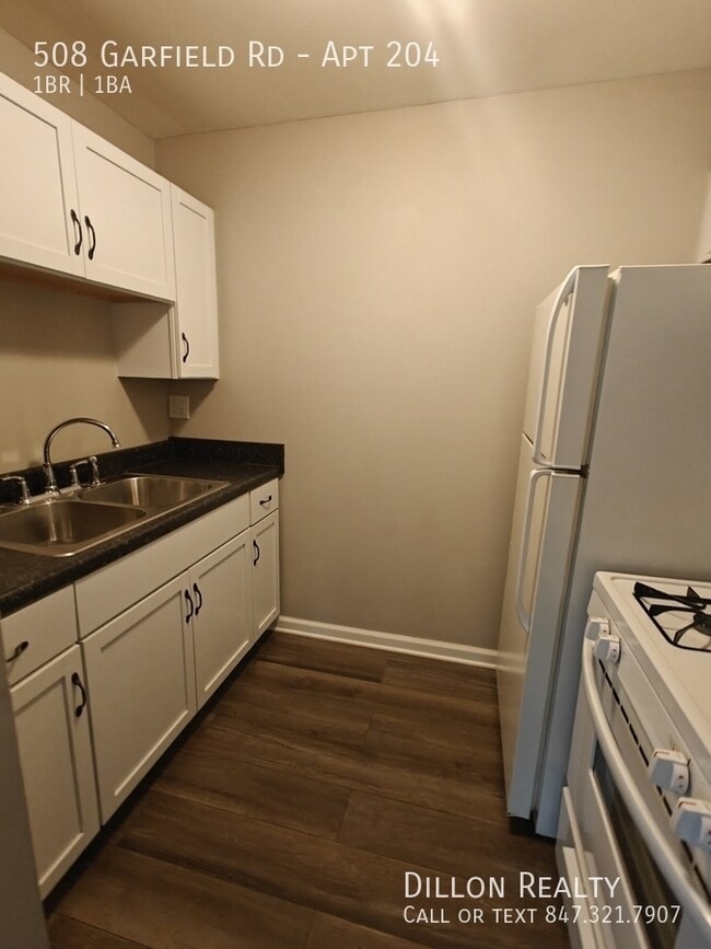 Foto del edificio - 508 Garfield Rd