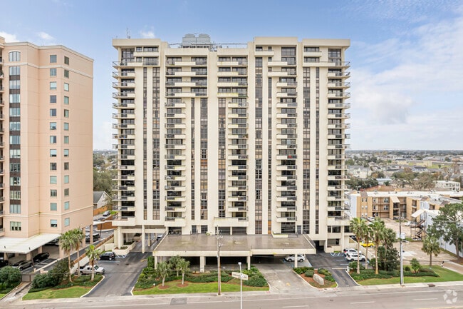 Lake Marina Tower Condominiums