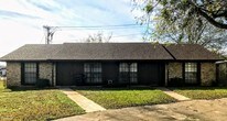 Primary Photo - 2 br, 1 bath Duplex - 200 Bucknell Ct 202