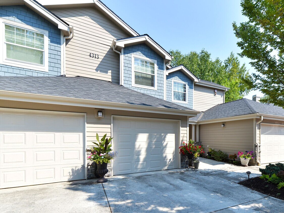 Primary Photo - Refined Living in Every Detail - Jacob's C...