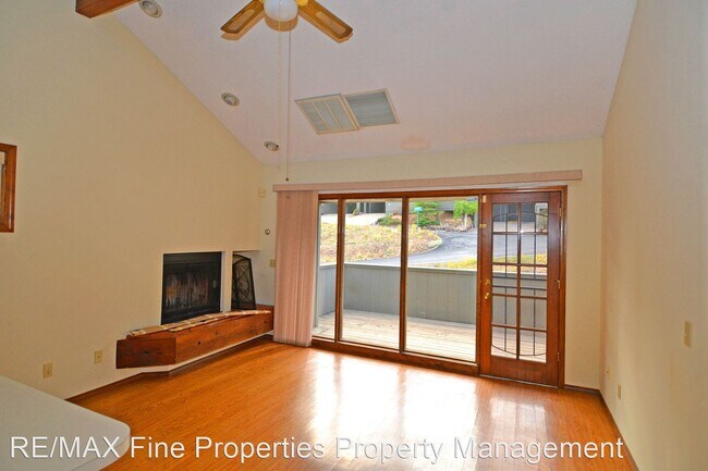 Building Photo - 1 br, 1 bath House - 2600 E Valley View Dr...