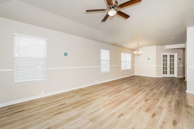 Foto del edificio - 930 Amber Knoll