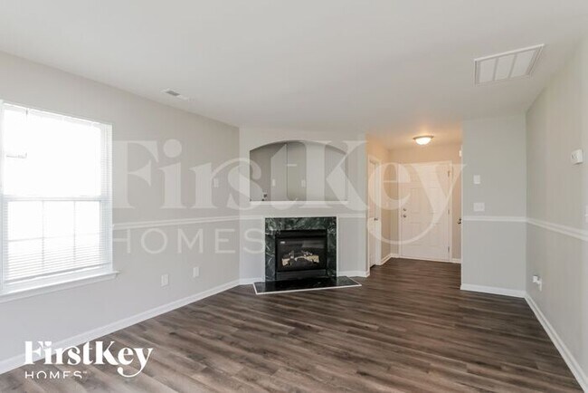 Foto del edificio - 3103 Misty Ln