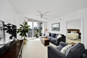 Building Photo - 1551 N Flagler Dr