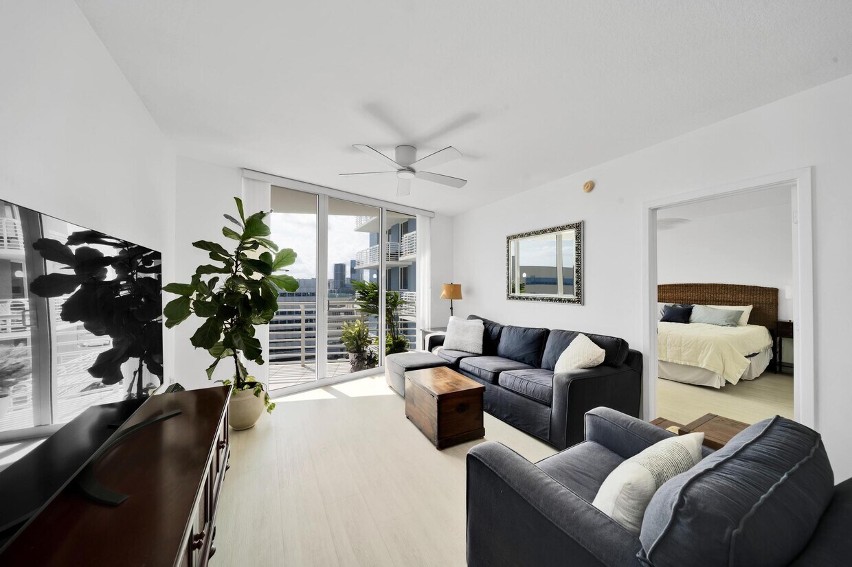 Foto principal - 1551 N Flagler Dr