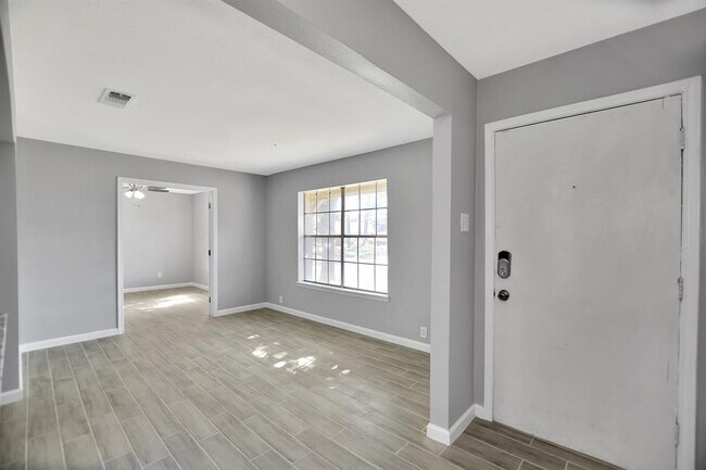 Building Photo - 1505 New Orleans St