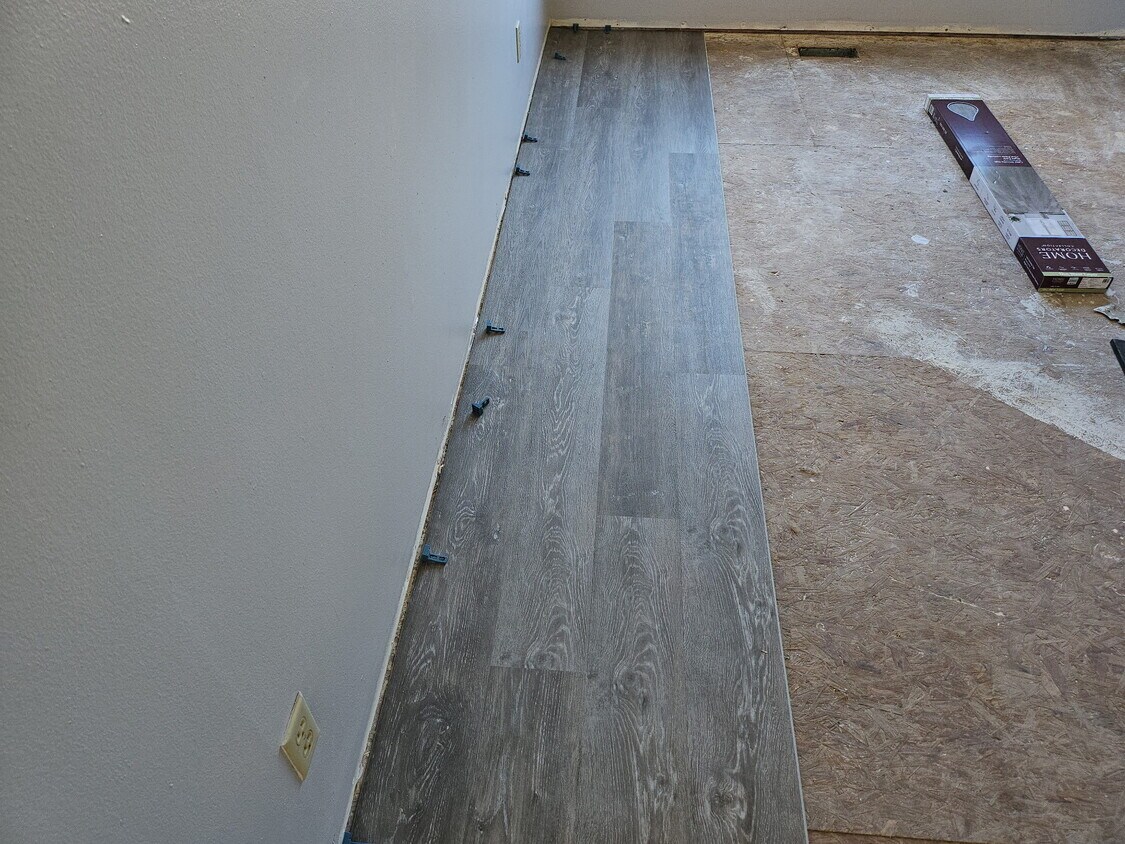 Building Photo - 1145