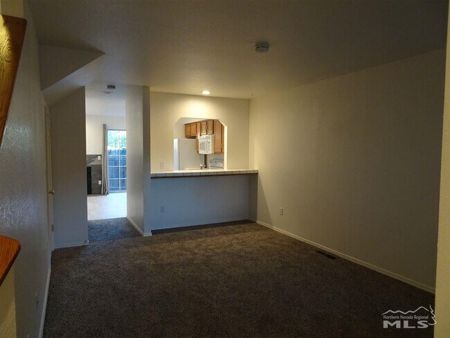 Foto del edificio - 2650 Plumas St
