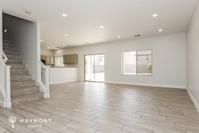 Foto del edificio - 1711 E Megan Dr