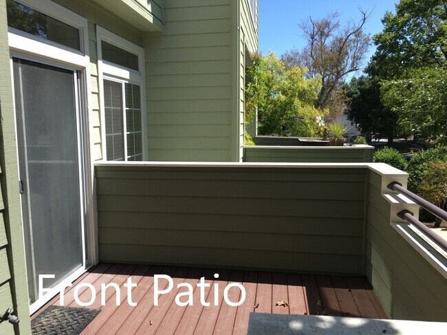 Building Photo - 521 Porpoise Bay Terrace