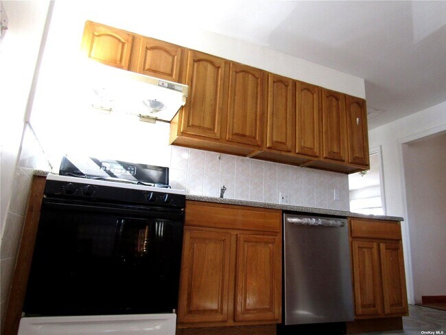 Building Photo - 83-18 241st St