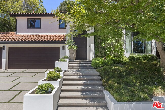 Foto del edificio - 9684 Wendover Dr
