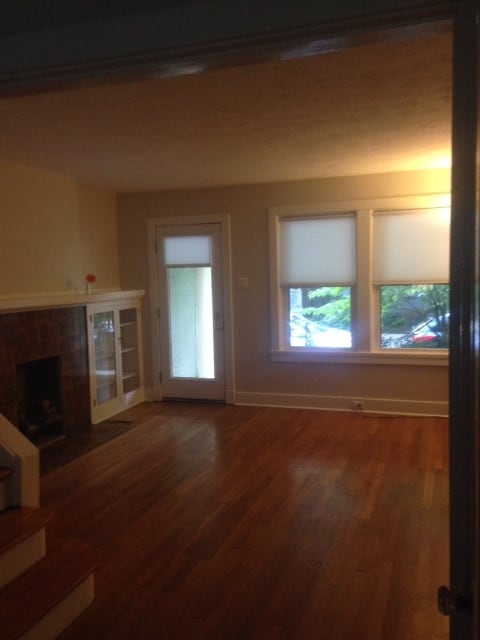 Living room - 365 Spahr St
