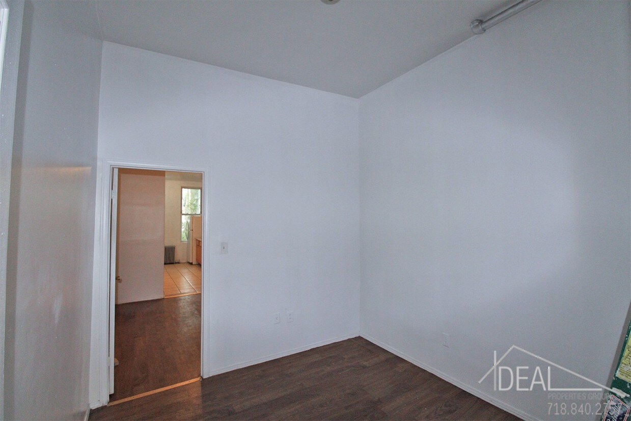 1379 Bushwick Ave, Brooklyn, NY 11207 1379 Bushwick Ave Brooklyn, NY