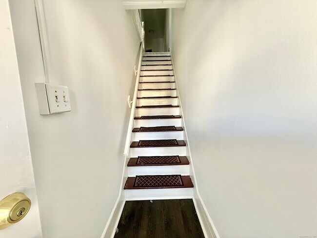 Foto del edificio - 519 Brooks St
